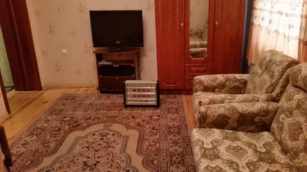 Dusti Apartman Hudzsand Kültér fotó